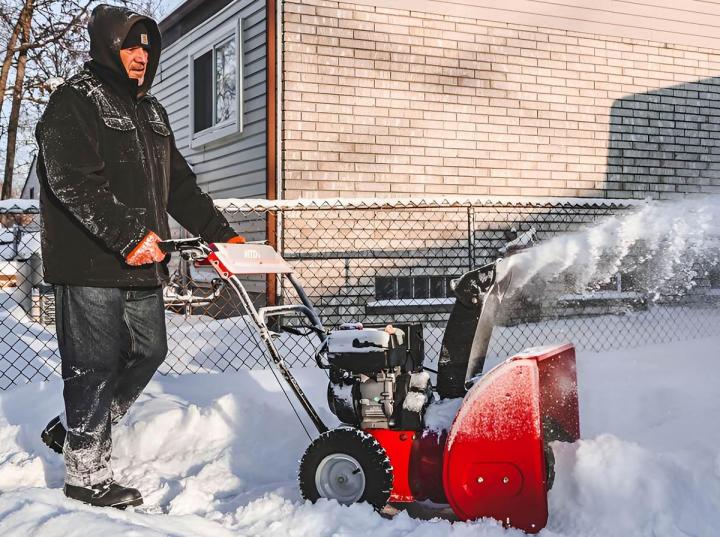 Conquer Winter with Expert Snowblower Repair Services!